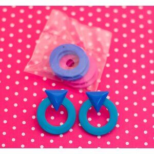 Vintage Cute Blue Geometric Hoop Earrings by Avon - P16